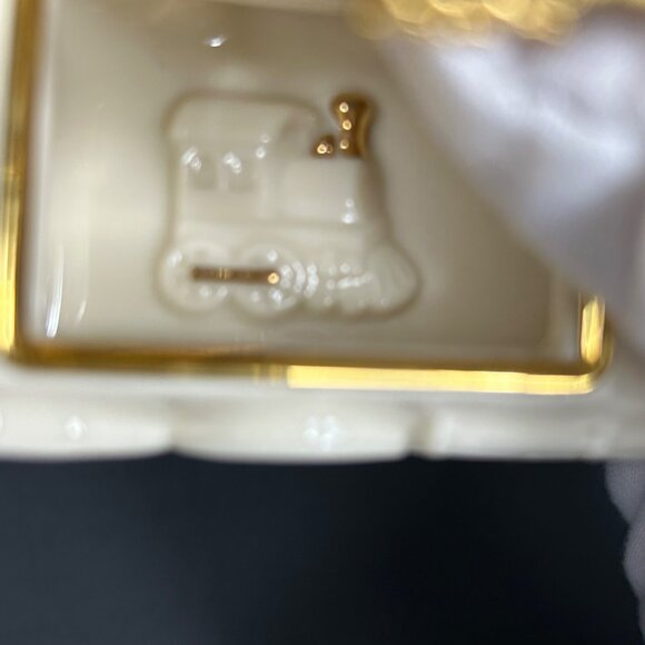 Lenox All Aboard Treasure Box Train With Gold Accents & Bear Conductor - Picture 14 of 14